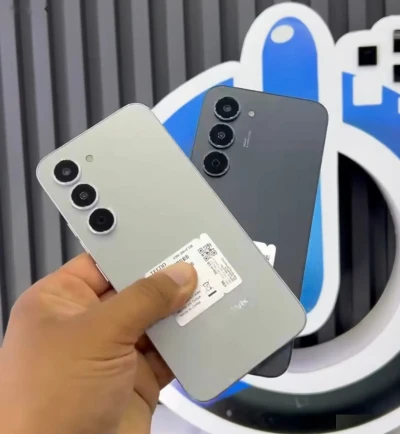 Tecno Spark 40Pro 16/128Gb titanium