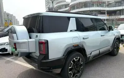 BYD Leopard 8, 2024 на заказ — миниатюра 1