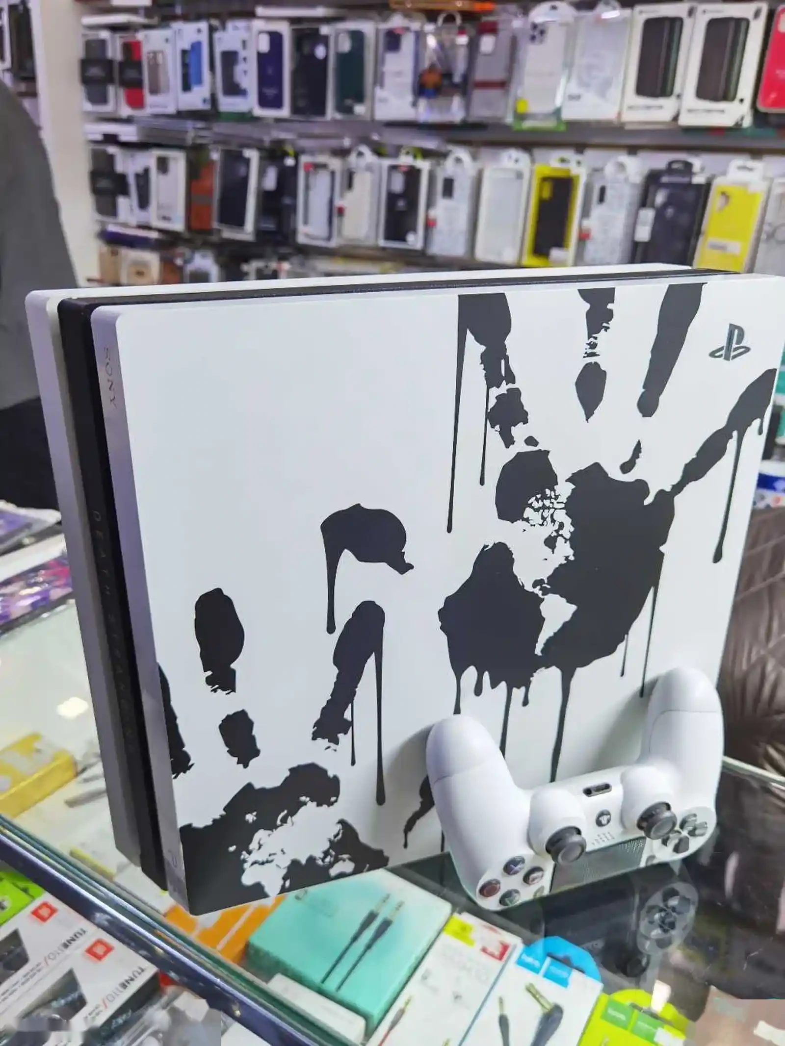 Игровая приставка Sony Playstation 4 Pro 2tb SSD 6.72 — миниатюра 1