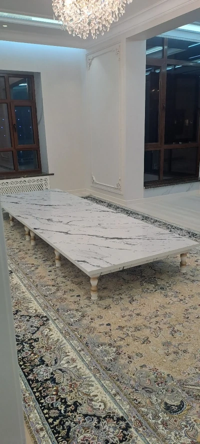 Стол — миниатюра 1