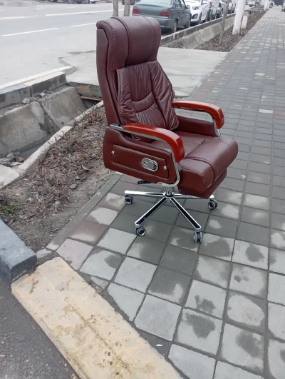 Кресло — миниатюра 1