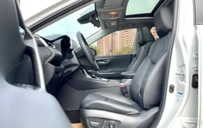Toyota RAV 4, 2021