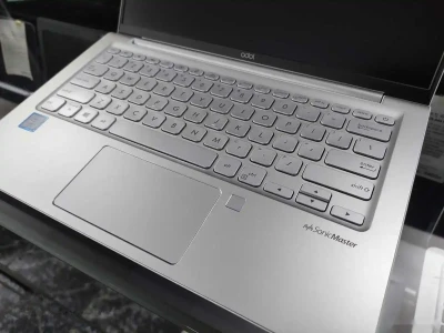 Ноутбук Asus Adol 13 Laptop Core i7-8565U 8GB/256GB SSD — миниатюра 6