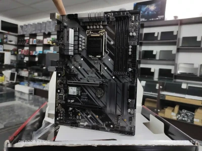 Материнская плата Asrock Z490 Phantom Gaming 4 — миниатюра 3