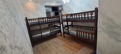 Детская двухъярусная кровать