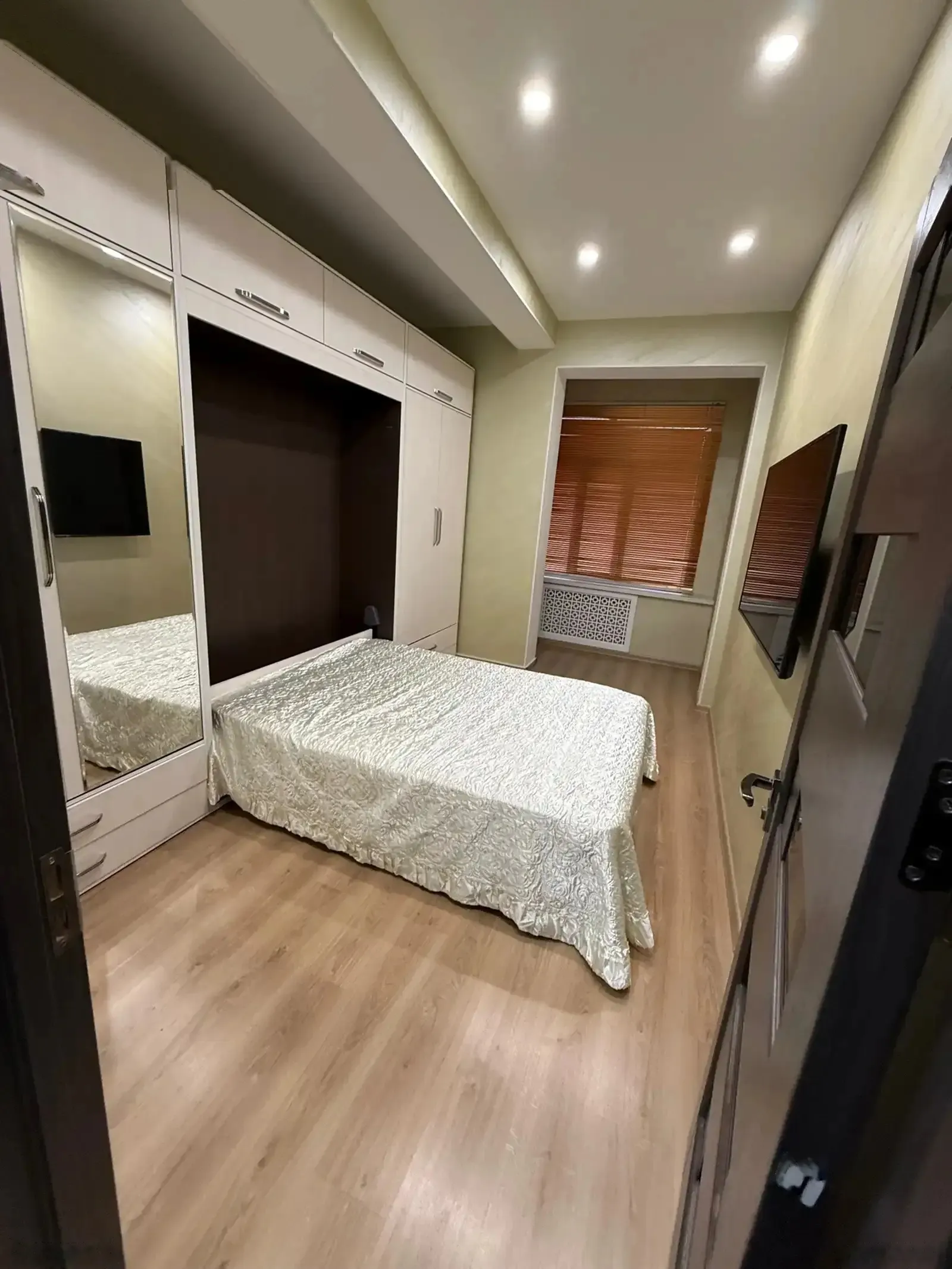 4-комн. квартира, 5 этаж, 115м², Рудаки — миниатюра 4