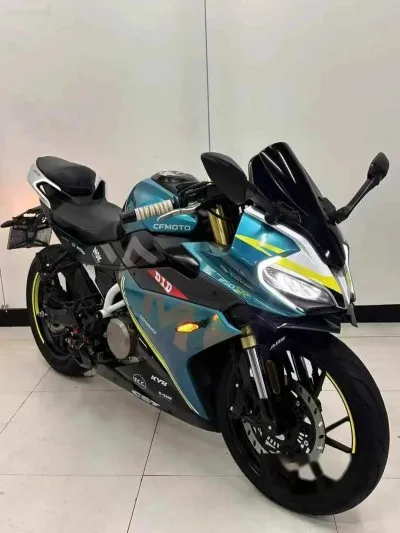 Мотоцикл CFmoto SR250 на заказ — миниатюра 1