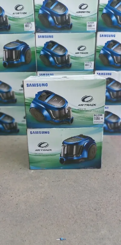 Пылесос с контейнером для пыли Samsung