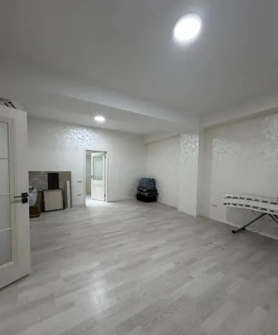 4-комн. квартира, 15 этаж, 95 м², Шохмансур — миниатюра 1