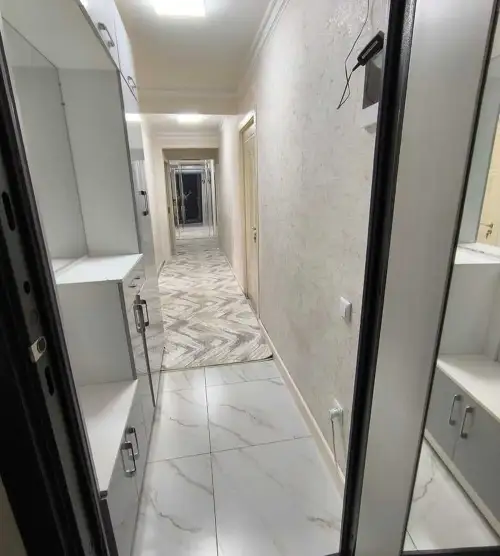5-комн. квартира, 3 этаж, 90 м², Фирдавси — миниатюра 2
