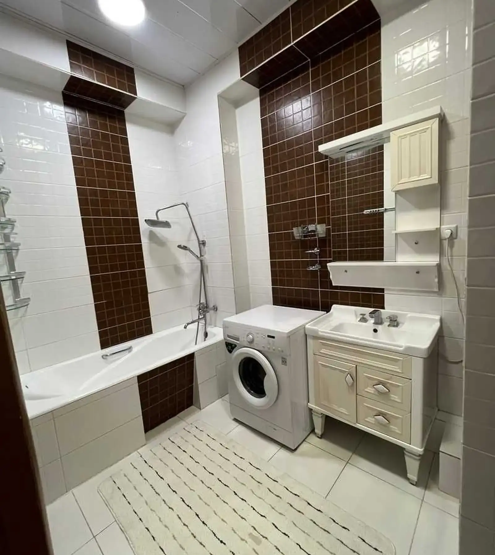 3-комн. квартира, 11 этаж, 138м², Исмоили Cомони -доми Бурак