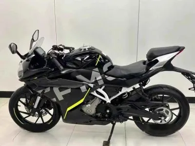 Мотоцикл CFmoto SR250 на заказ — миниатюра 1