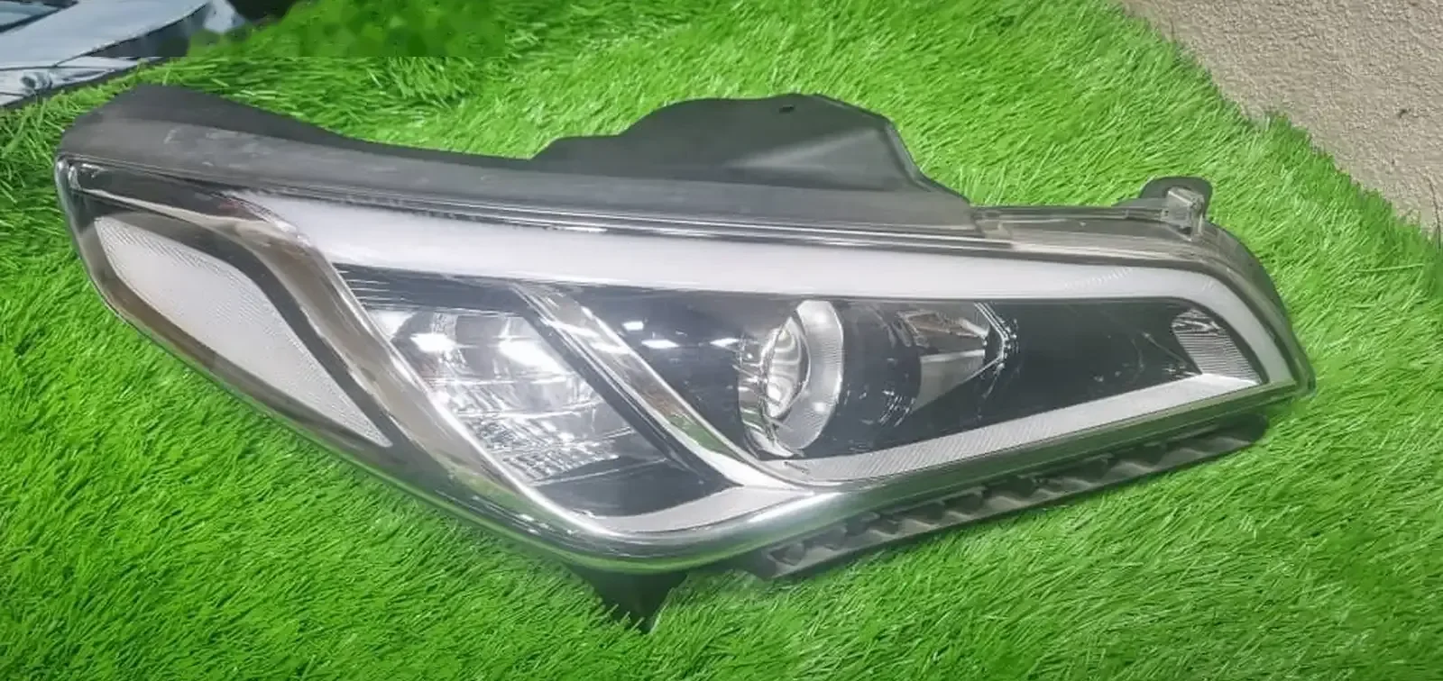 Фара Hyundai Sonata lf 2015-