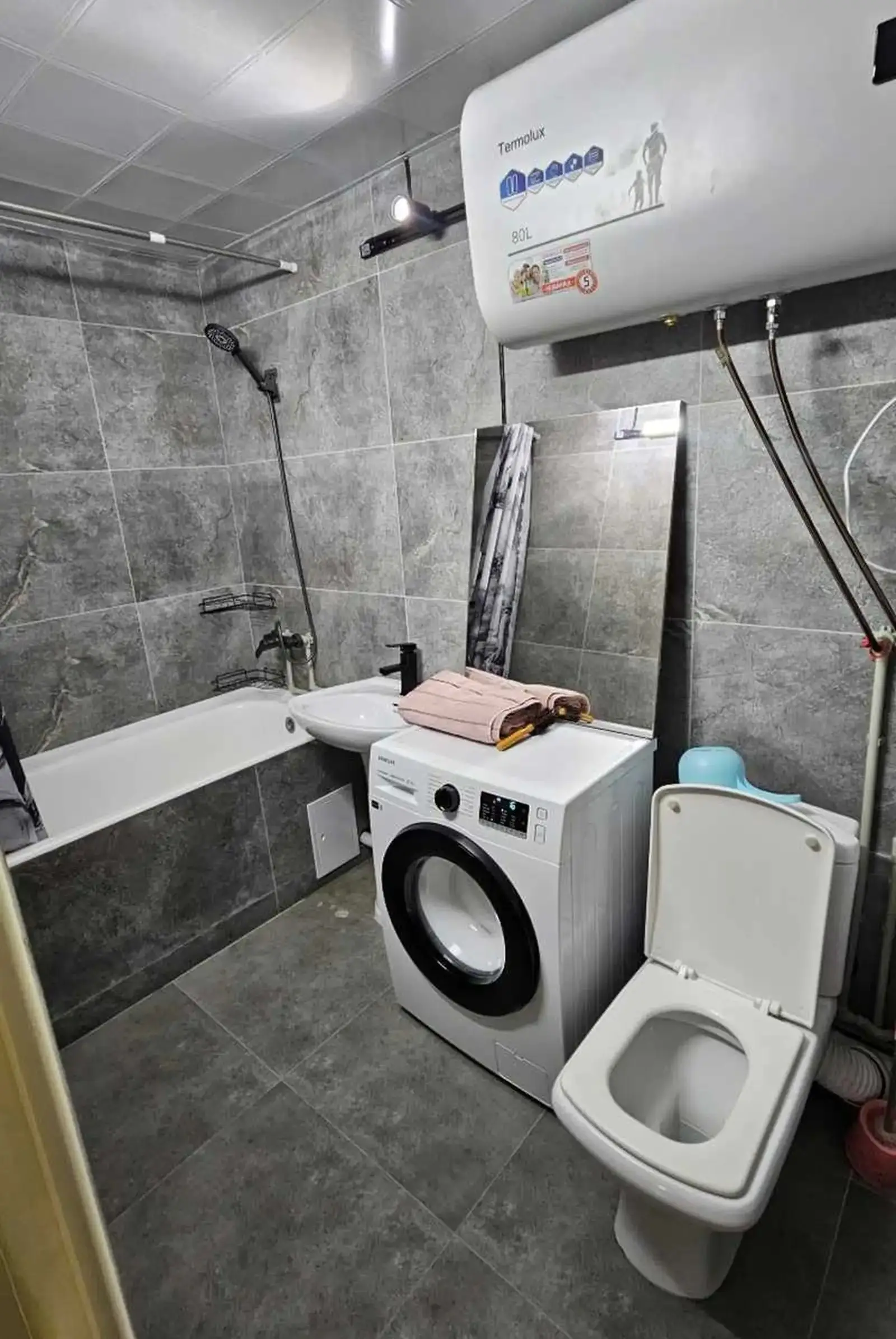2-комн. квартира, 3 этаж, 62м², Исмоили Сомони — миниатюра 4