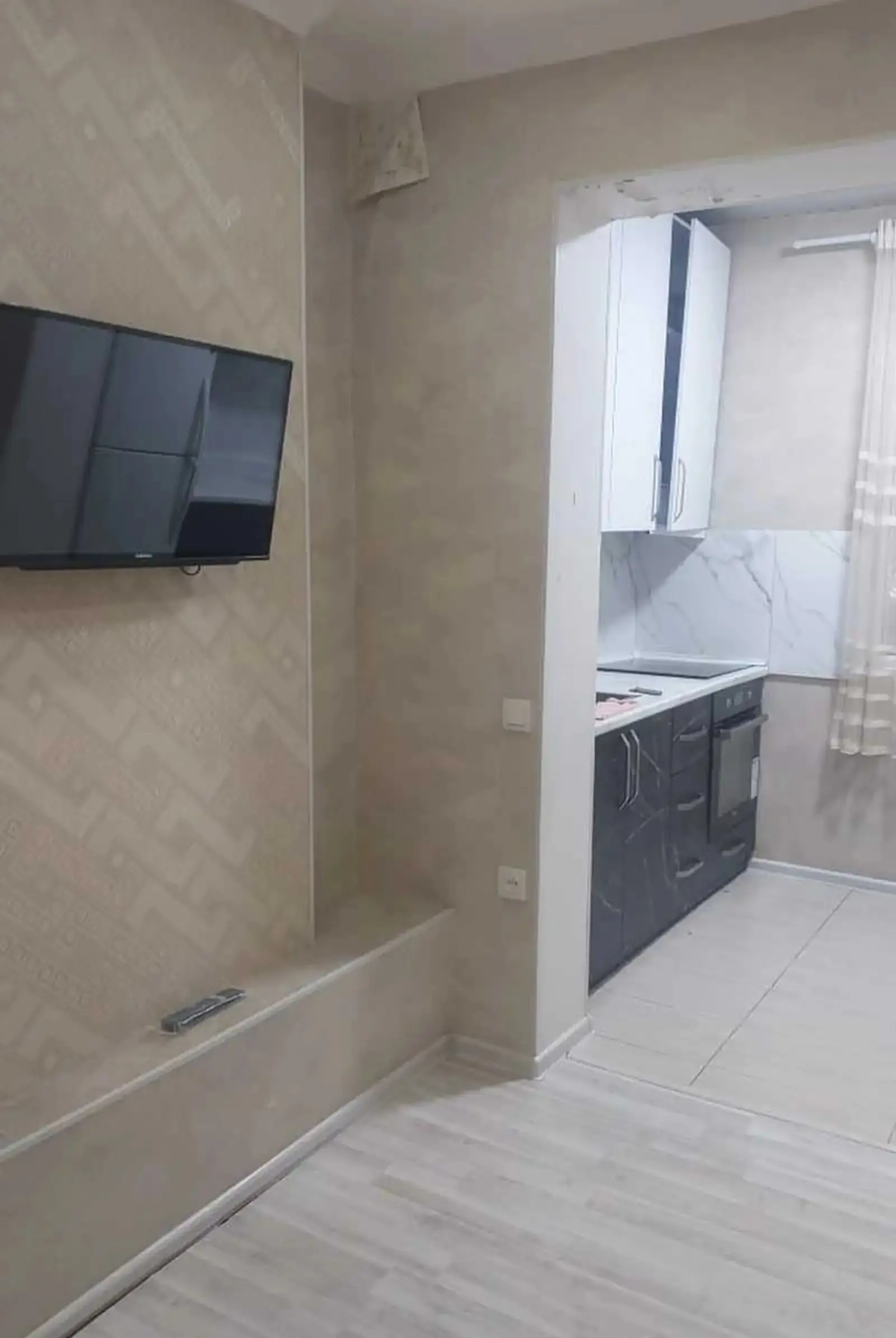 2-комн. квартира, 4 этаж, 71м², Фирдавси — миниатюра 5