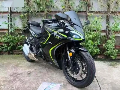 Мотоцикл Dugati 400 rr