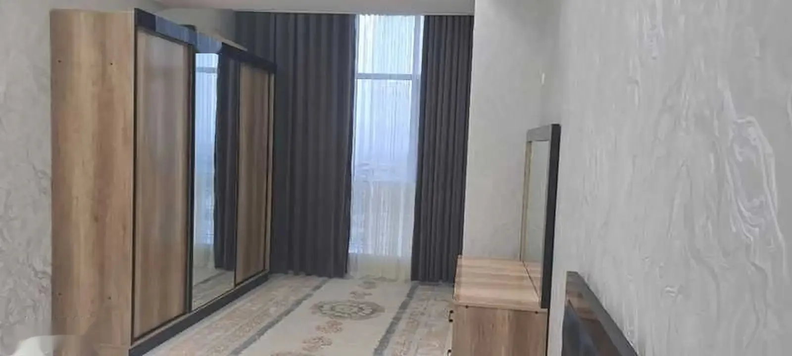 2-комн. квартира, 13 этаж, 75м², Голубой экран — миниатюра 6