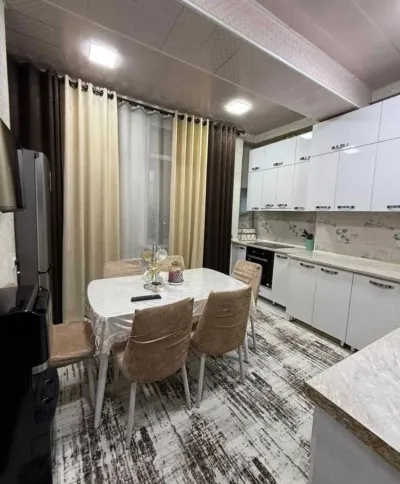 2-комн. квартира, 4 этаж, 70 м², Фирдавси — миниатюра 11