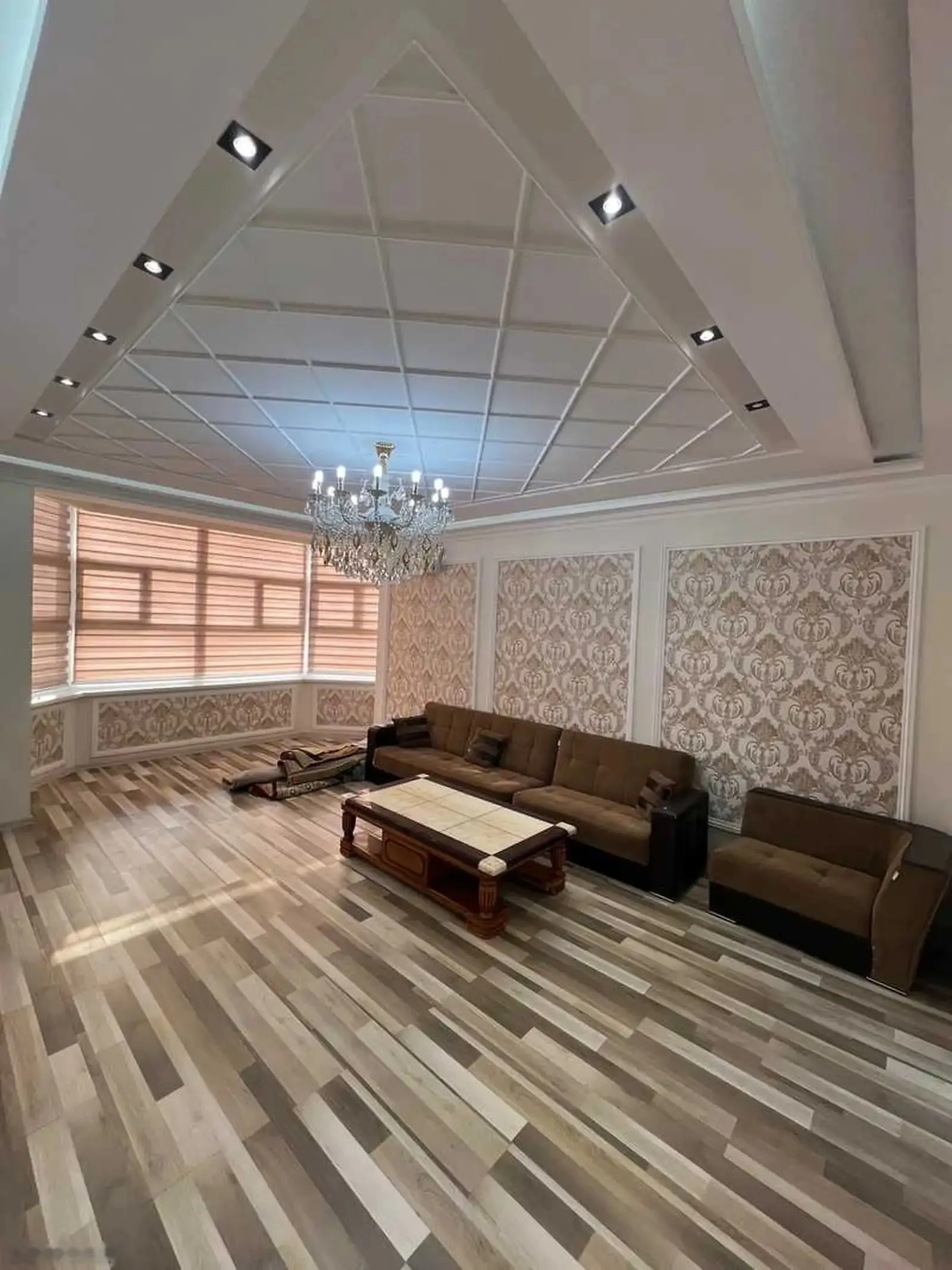 2-комн. квартира, 4 этаж, 100м², казинои саидшо б — миниатюра 1