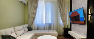 2-комн. квартира, 8 этаж, 49 м², Гостиница Сафо — миниатюра 1