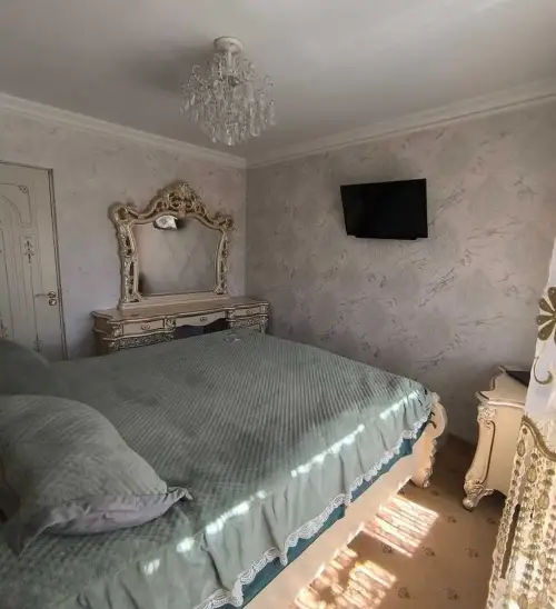 5-комн. квартира, 3 этаж, 90 м², Фирдавси — миниатюра 4