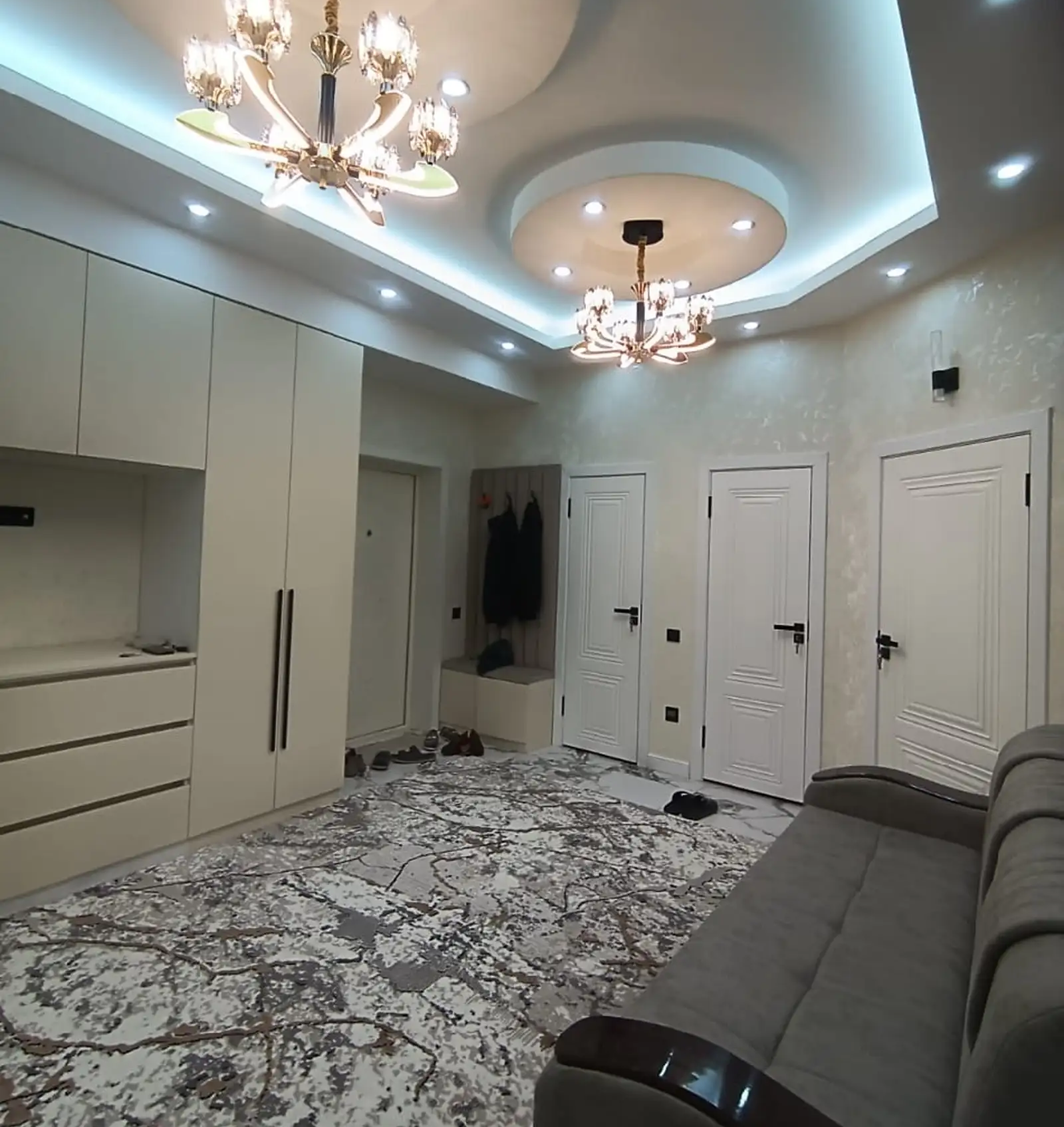 3-комн. квартира, 10 этаж, 90м², Шохмансур, назди Скорая больница, Айни 46, ру ба руи Гуля Голд — миниатюра 6