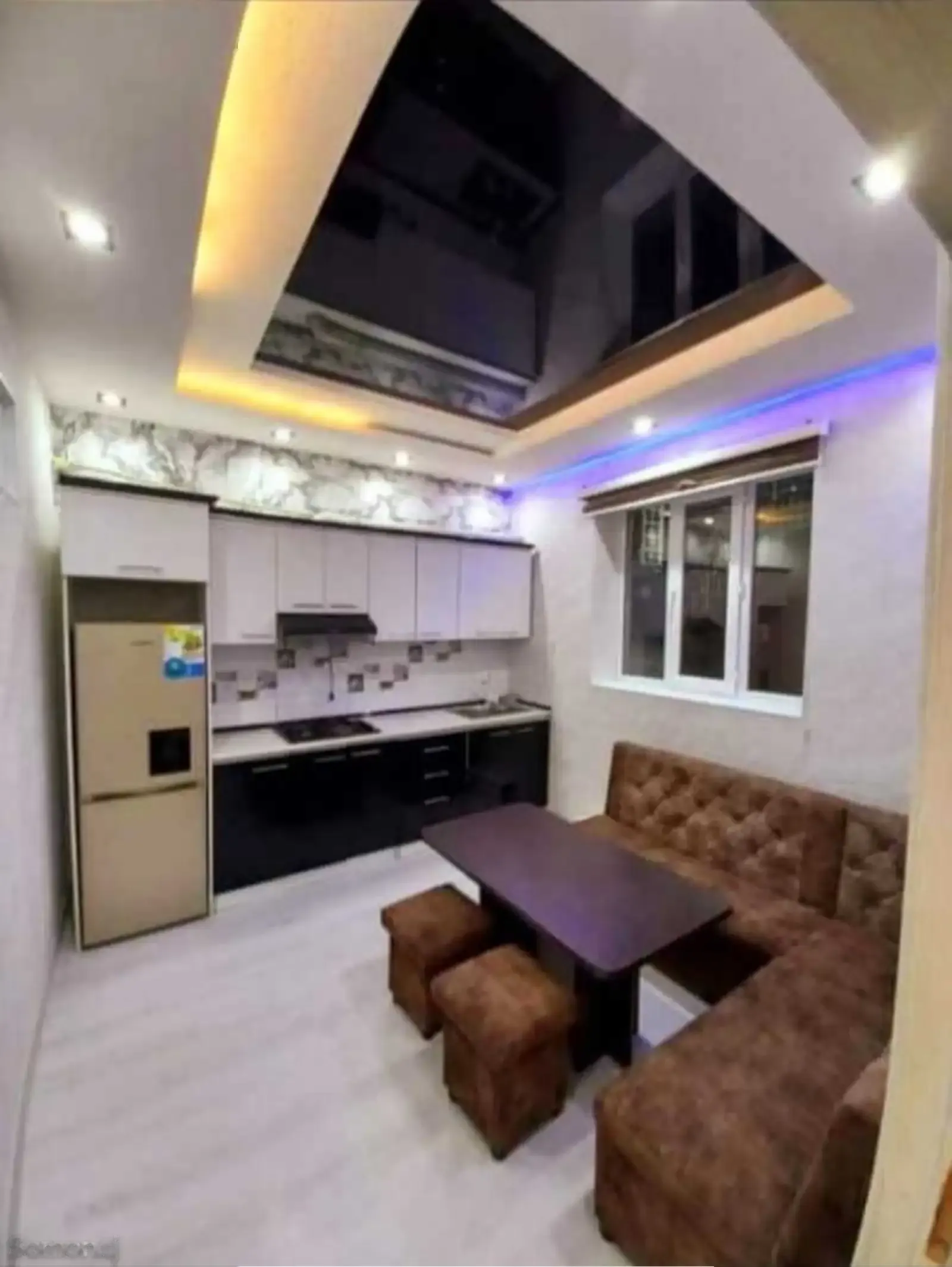 1-комн. квартира, Цокольный этаж, 37 м², 19мкр — миниатюра 2