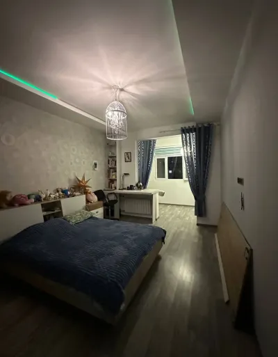4-комн. квартира, 8 этаж, 138 м², И Сомони — миниатюра 1