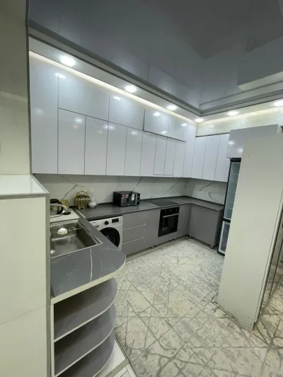 2-комн. квартира, 16 этаж, 60м², шохмансур