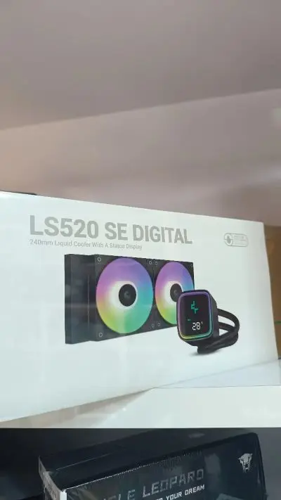Кулер для процессора DeepCool LS520 SE Digital, чёрный
