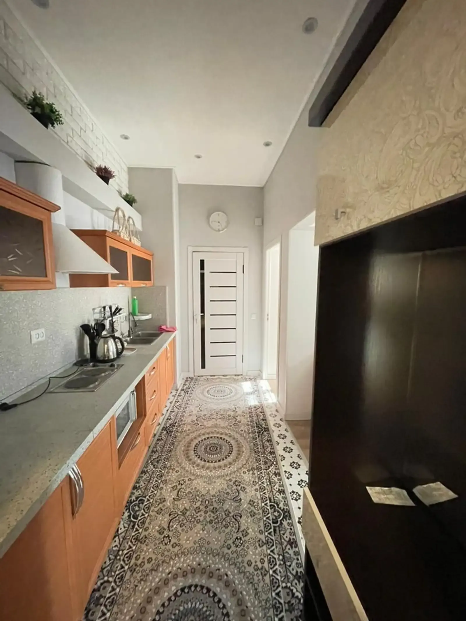 2-комн. квартира, 2 этаж, 60м², Цум — миниатюра 7