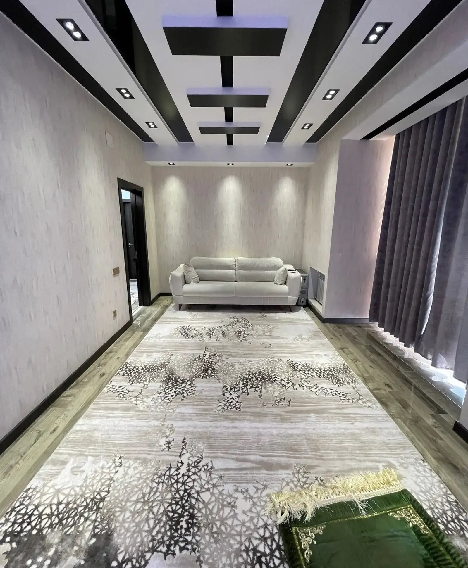 3-комн. квартира, 12 этаж, 120м², Шохмансур, 4 Дома