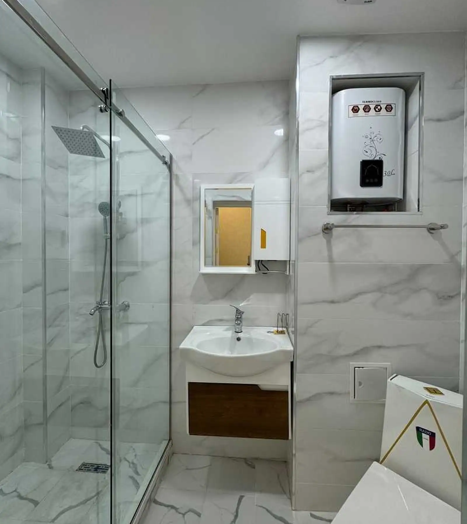 2-комн. квартира, 13 этаж, 55м², Исмоили Сомони, пушти Ашан — миниатюра 9