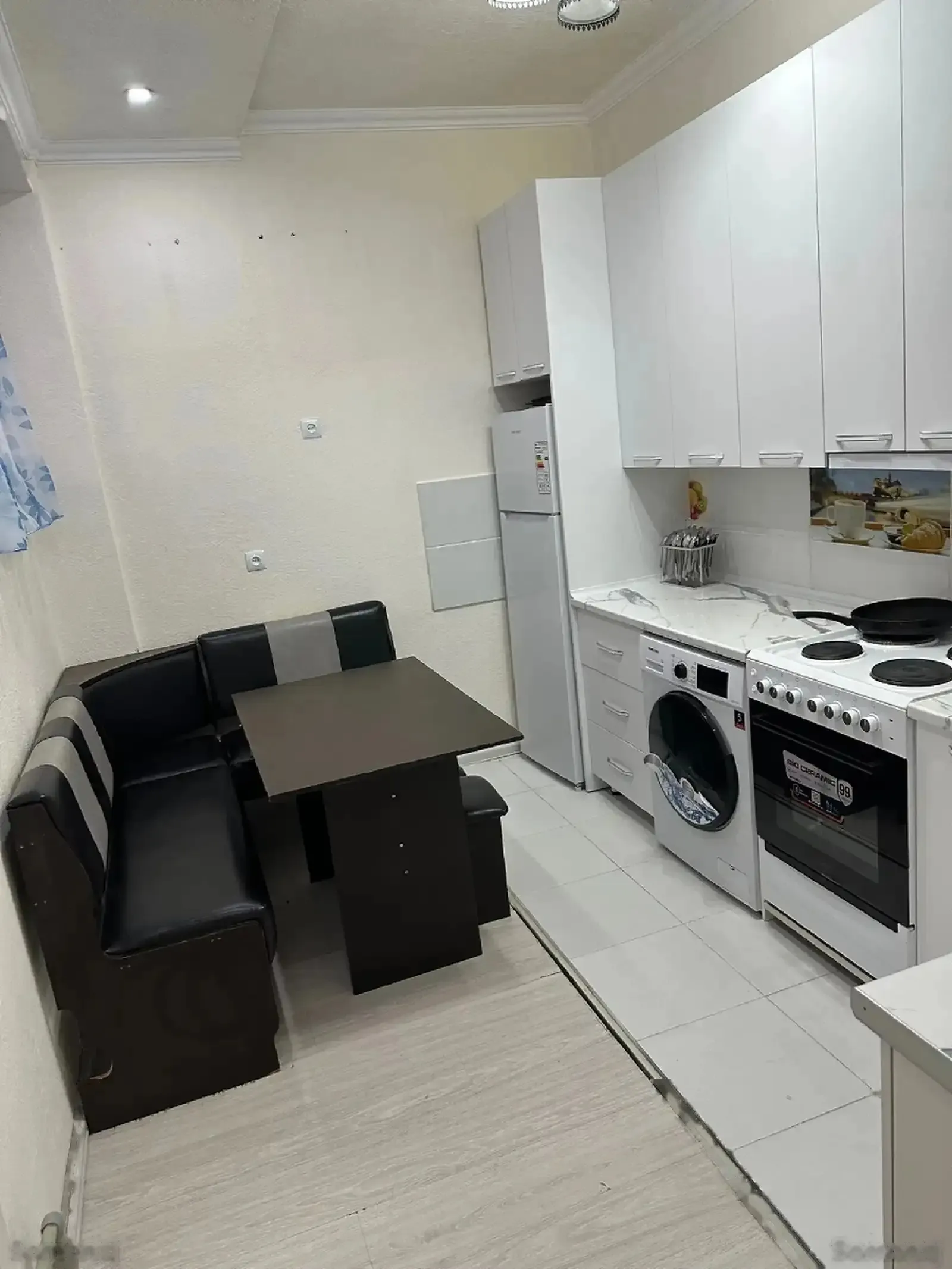 3-комн. квартира, 10 этаж, 120м², Исмоили Сомони бозори Мехргон — миниатюра 4