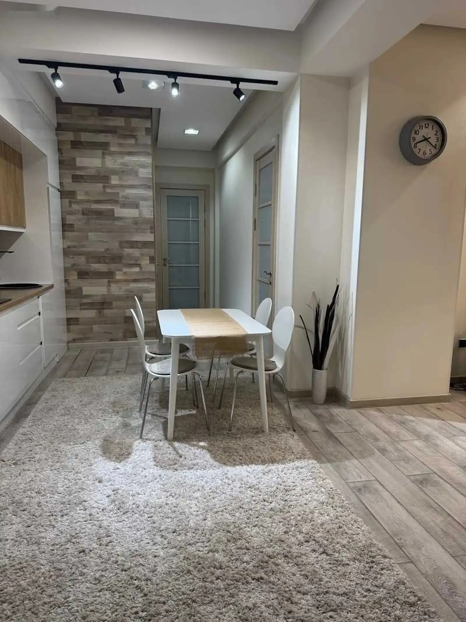 2-комн. квартира, 7 этаж, 108м², Дом печать (Пайкар) — миниатюра 1