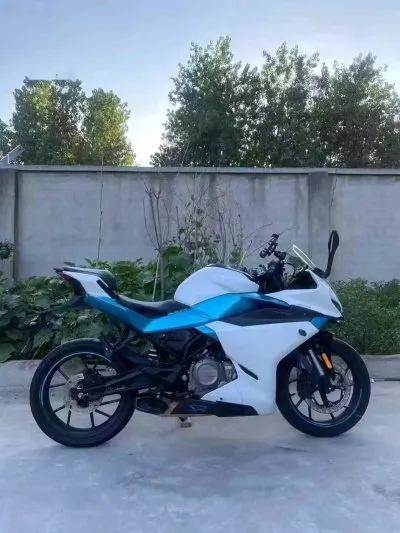 Мотоцикл CF Moto SR — миниатюра 1
