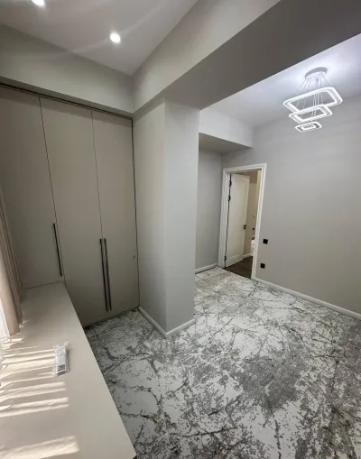 3-комн. квартира, 16 этаж, 95 м², И Сомони — миниатюра 6