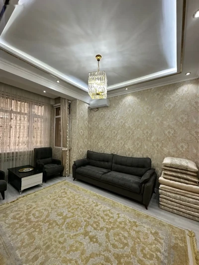 2-комн. квартира, 15 этаж, 58 м², Улица Айни, Голубой экран, Сзади Танка, Район Шохмансур — миниатюра 1
