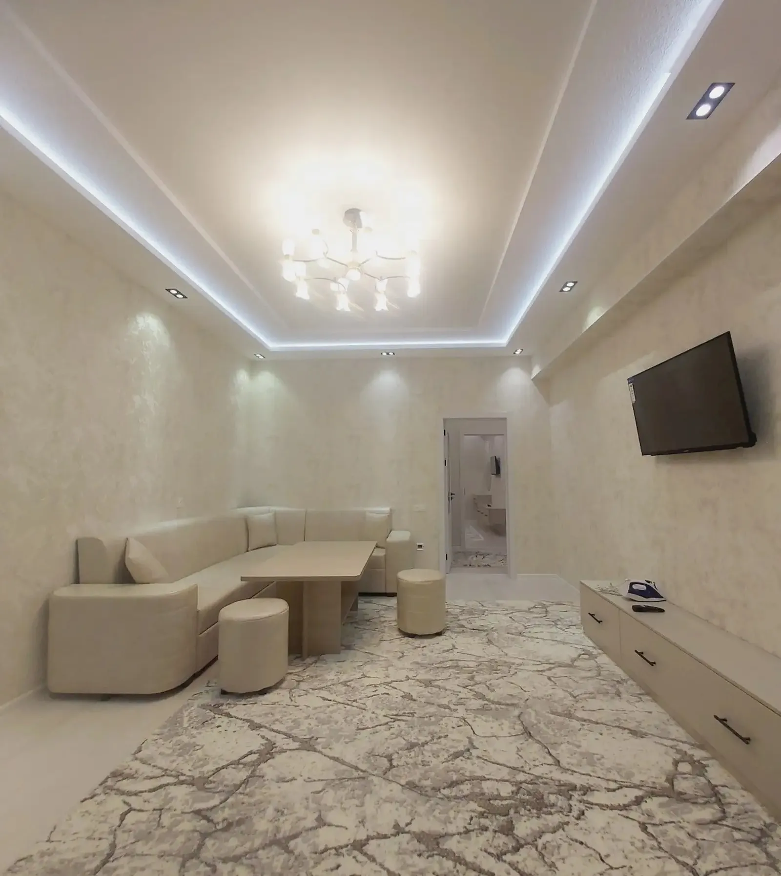 2-комн. квартира, 4 этаж, 76м², 18 мкр — миниатюра 5