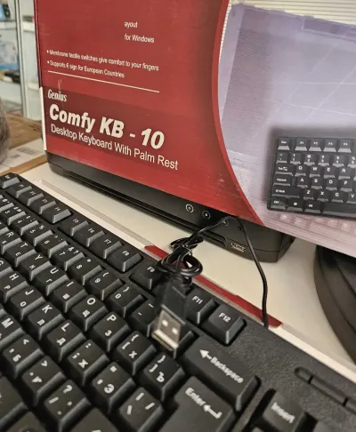 Клавиатура Genius KB10