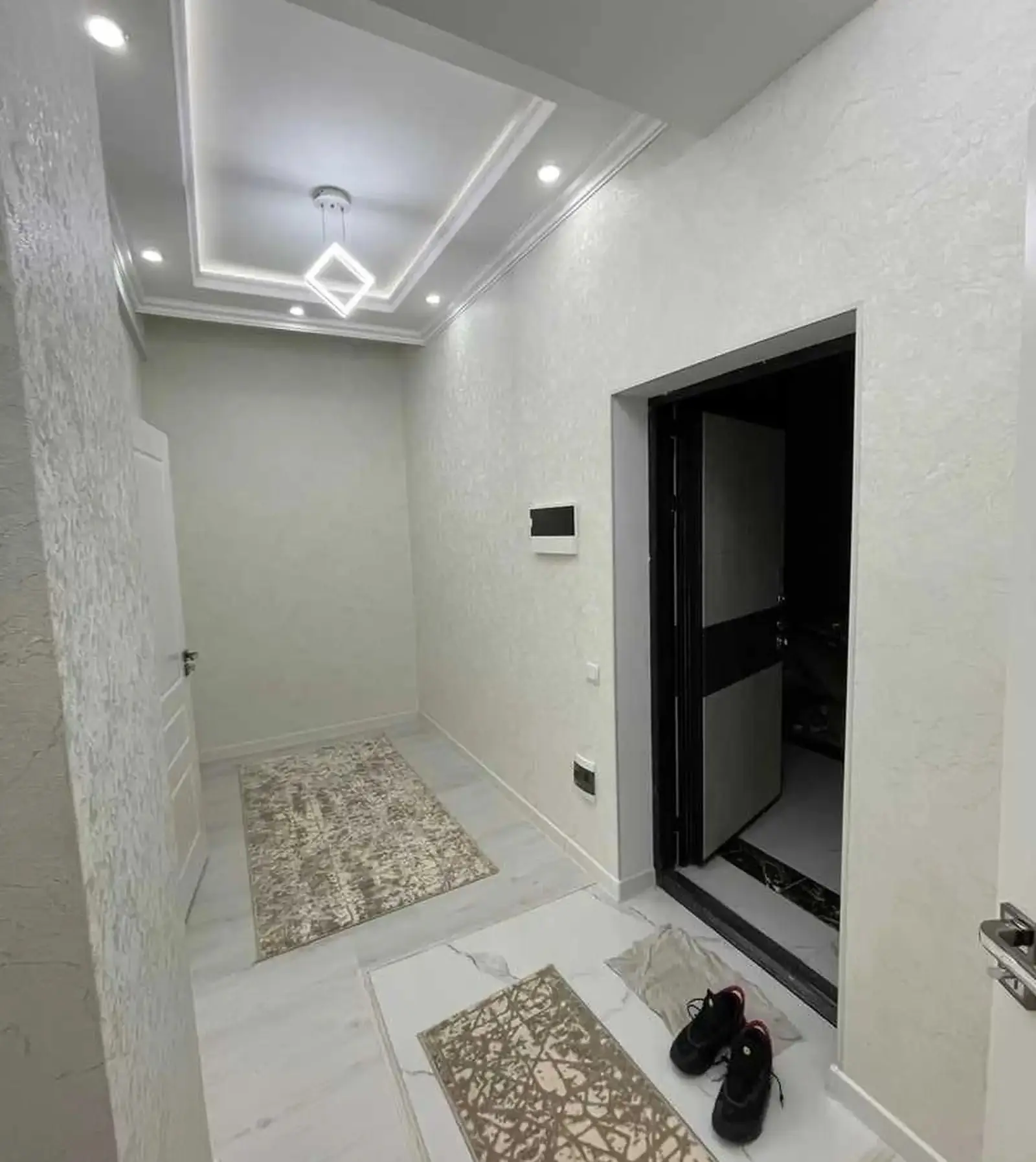 2-комн. квартира, 8 этаж, 55м², Фирдавси — миниатюра 3