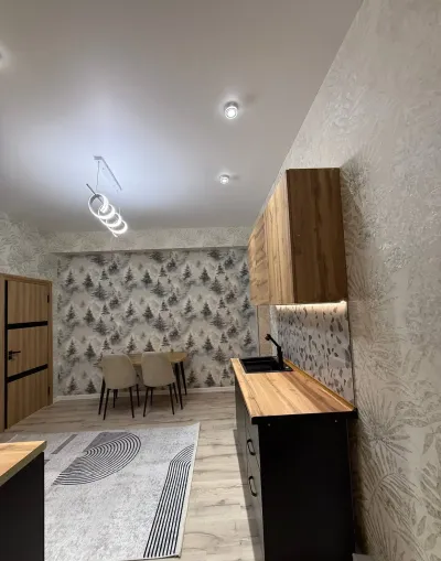 2-комн. квартира, 13 этаж, 62 м², Исмоили Сомони, Мехргон — миниатюра 1