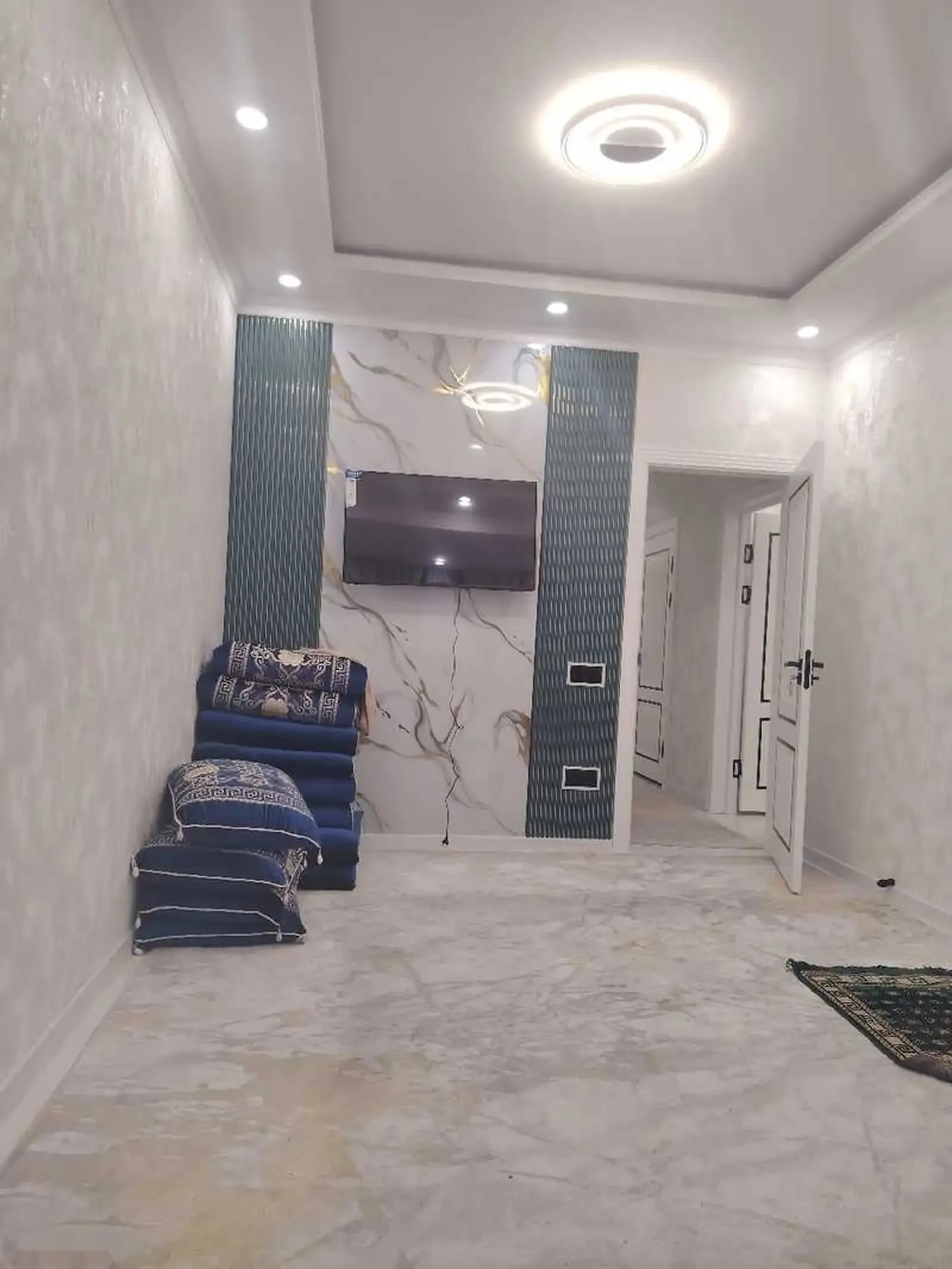 2-комн. квартира, 2 этаж, 60м², 102мкр кафеи Суман — миниатюра 1