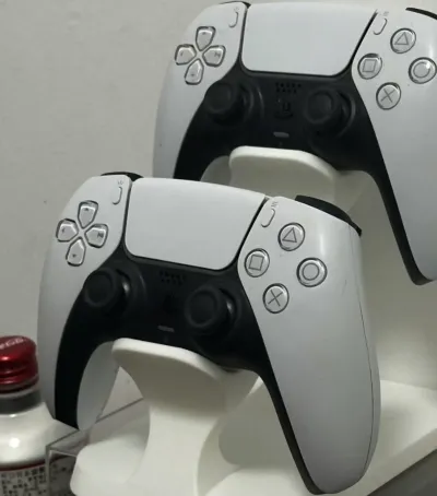 Держатель для джостика ps5/ps4 — миниатюра 2