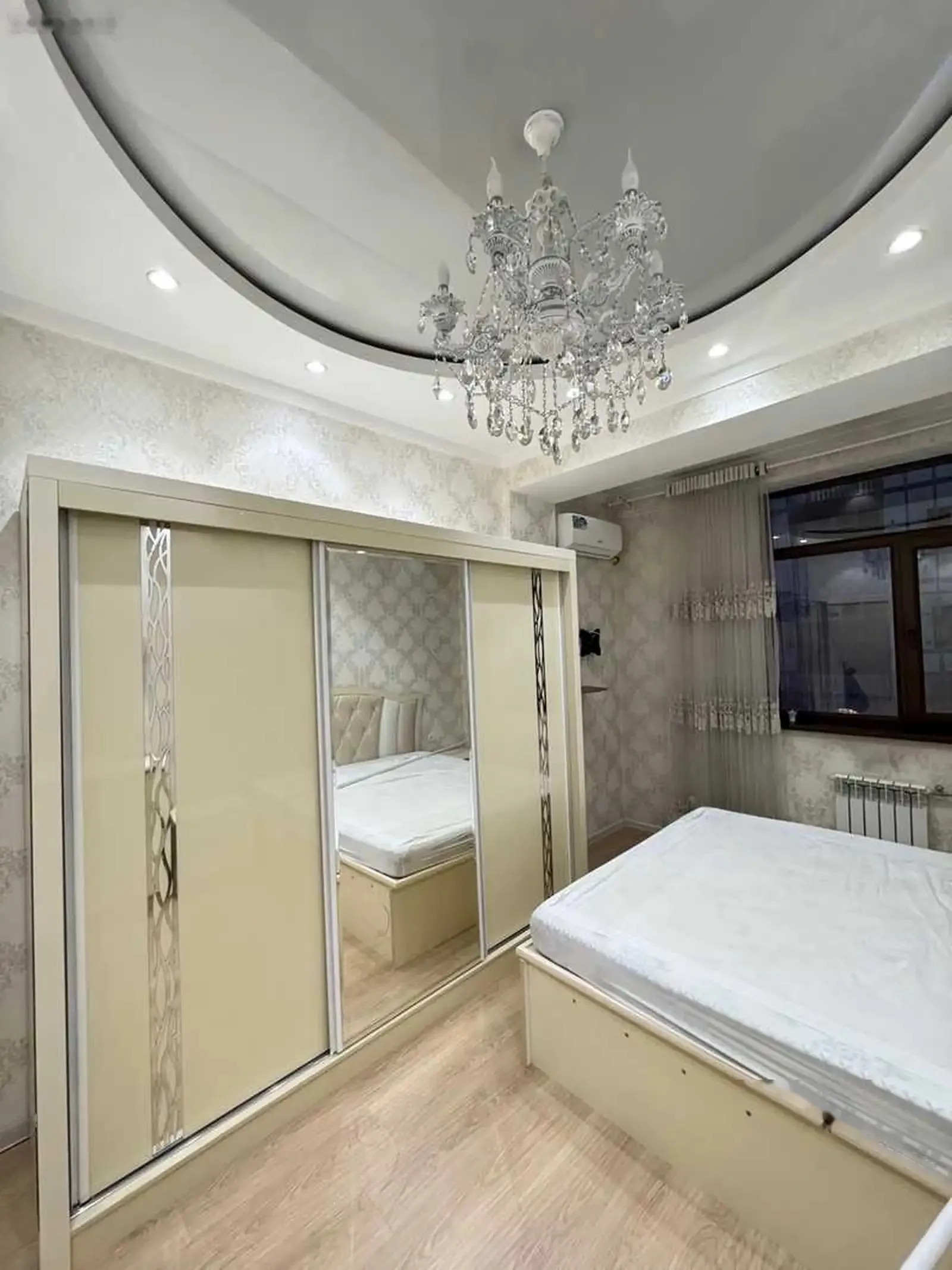3-комн. квартира, 2 этаж, 143м², 84мкр доми милано мода — миниатюра 1