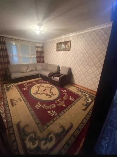 5-комн. квартира, 4 этаж, 100м², Зарафшон