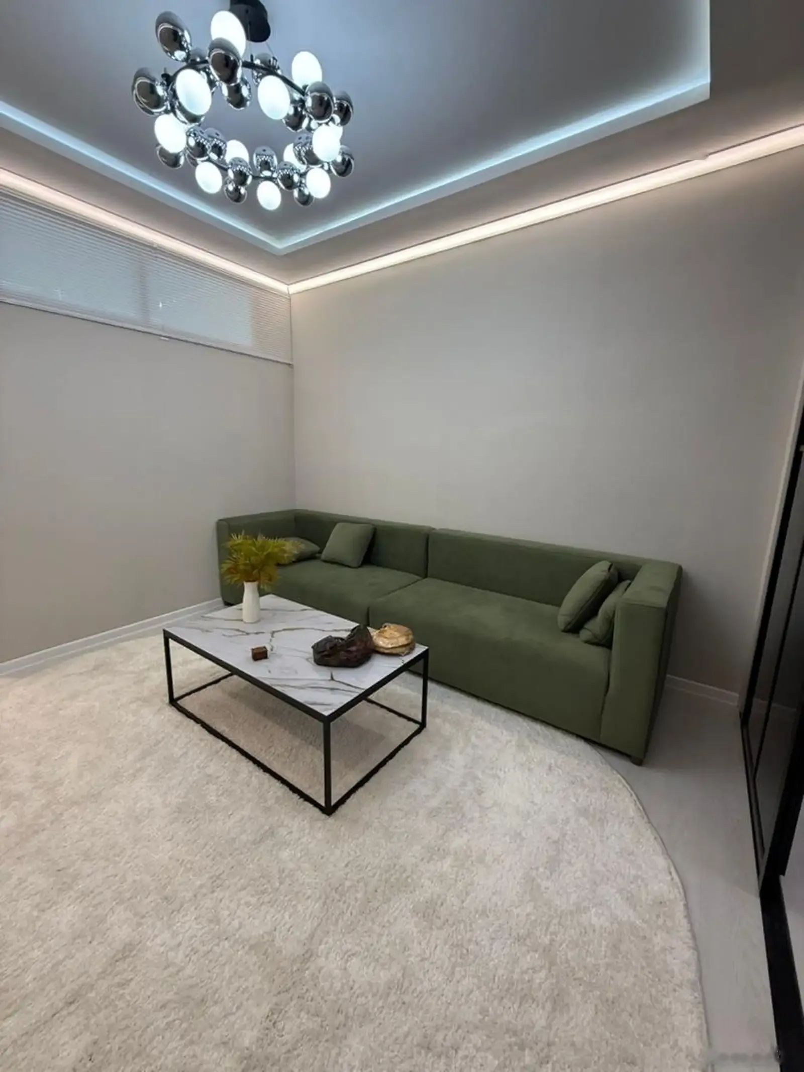 2-комн. квартира, 7 этаж, 74м², 82 мкр — миниатюра 1