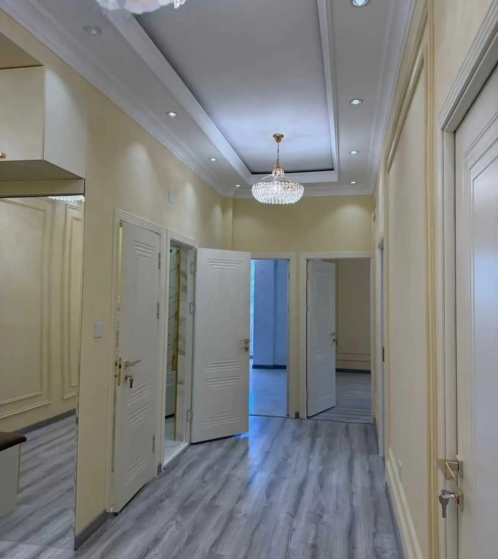 3-комн. квартира, 6 этаж, 98м², Шохмансур — миниатюра 1