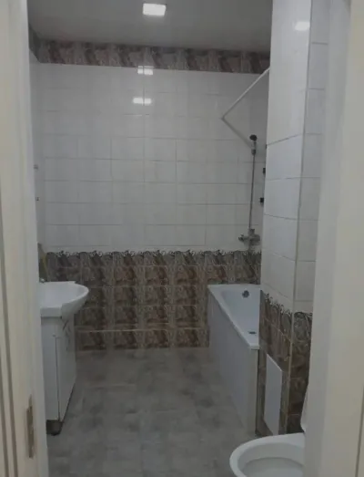 2-комн. квартира, 11 этаж, 53 м², Исмоили Сомони, Водонасос — миниатюра 6