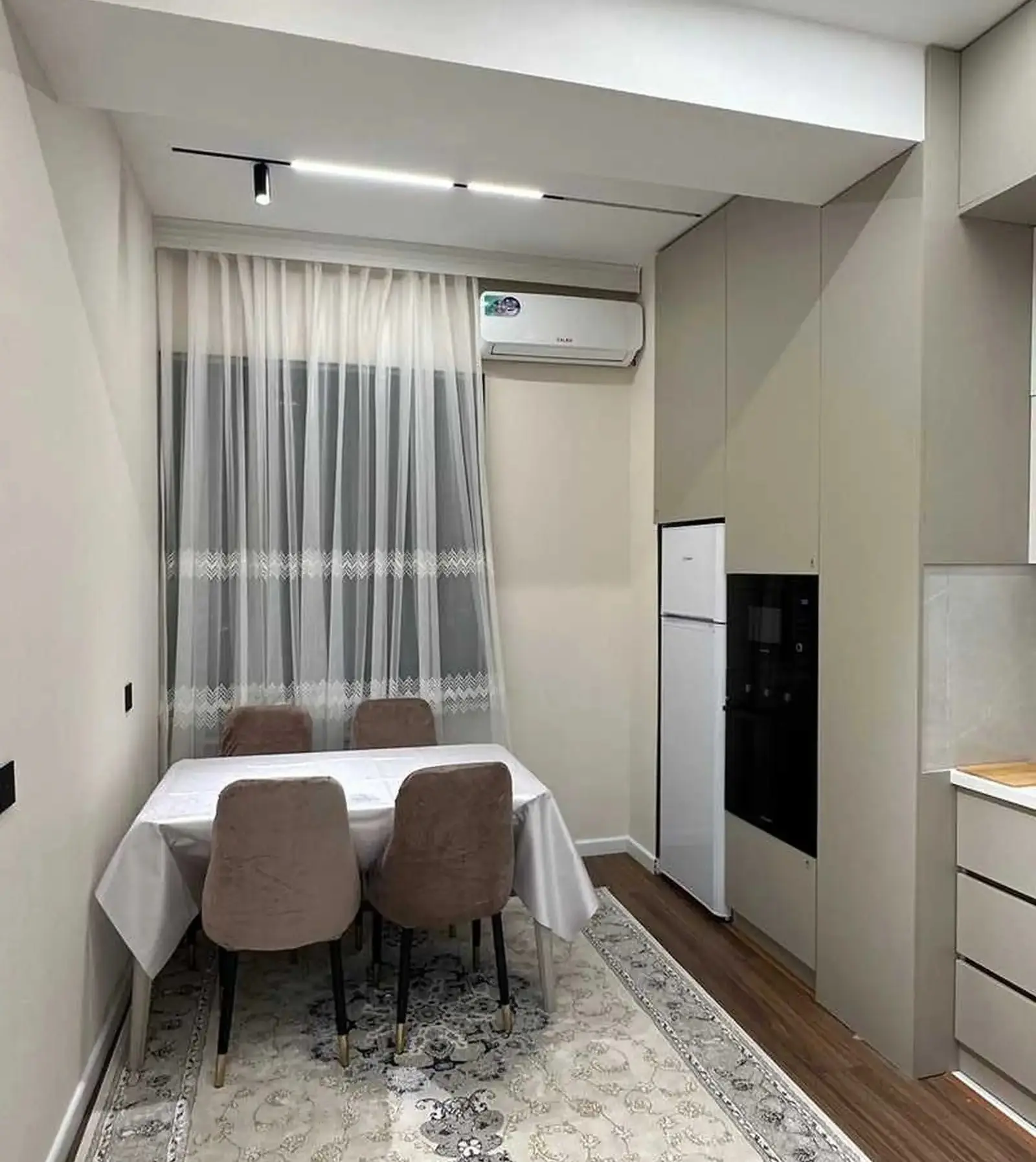 2-комн. квартира, 12 этаж, 62м², Славянский университет — миниатюра 4